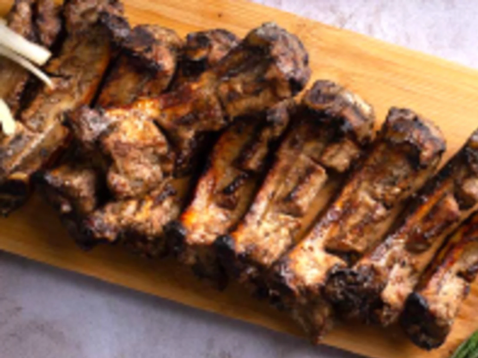 RIB & CHICKEN